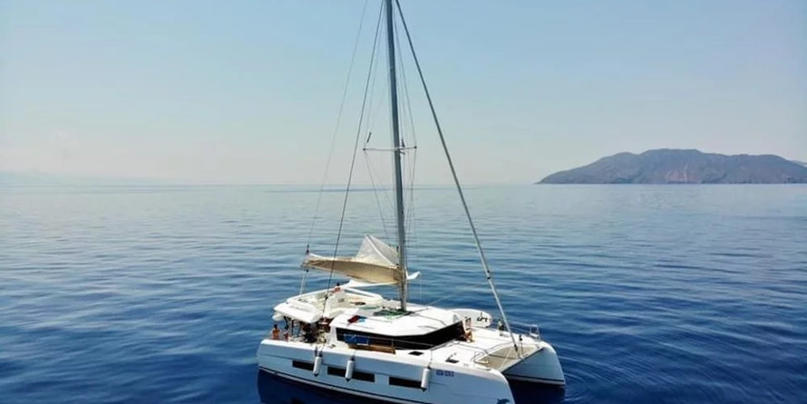 Dufour 48 Catamaran