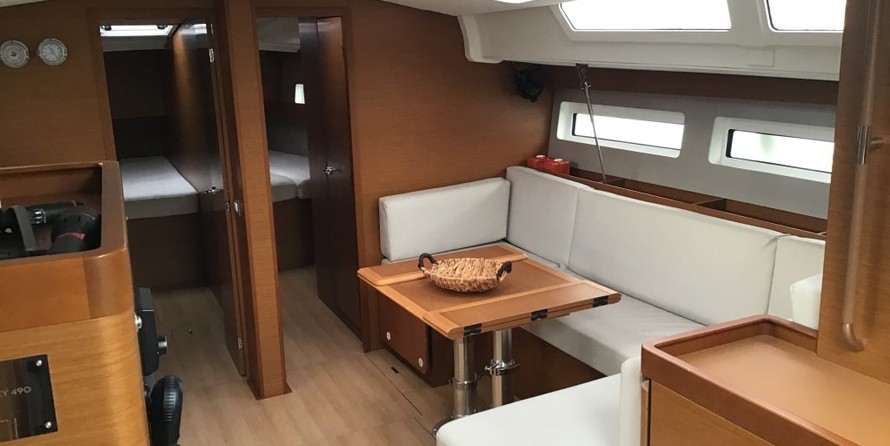 Jeanneau Sun Odyssey 490