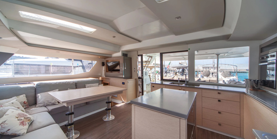 Fountaine Pajot Saba 50
