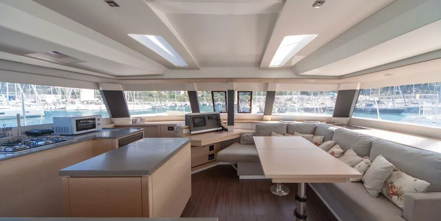 Fountaine Pajot Saba 50