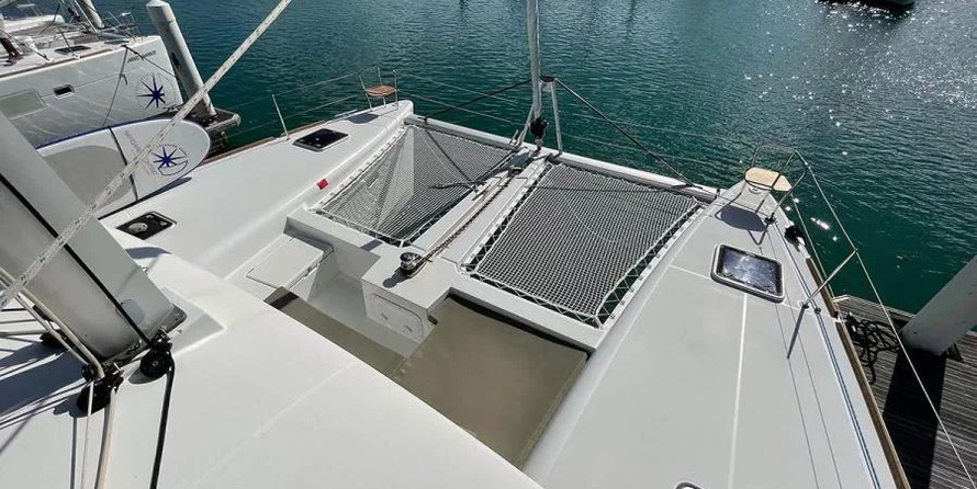 Lagoon 450 F