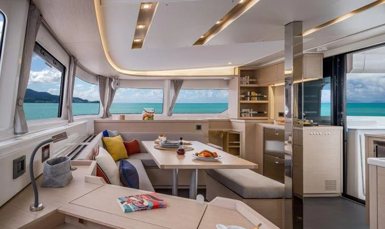 Lagoon 46 - 4 + 2 cab.