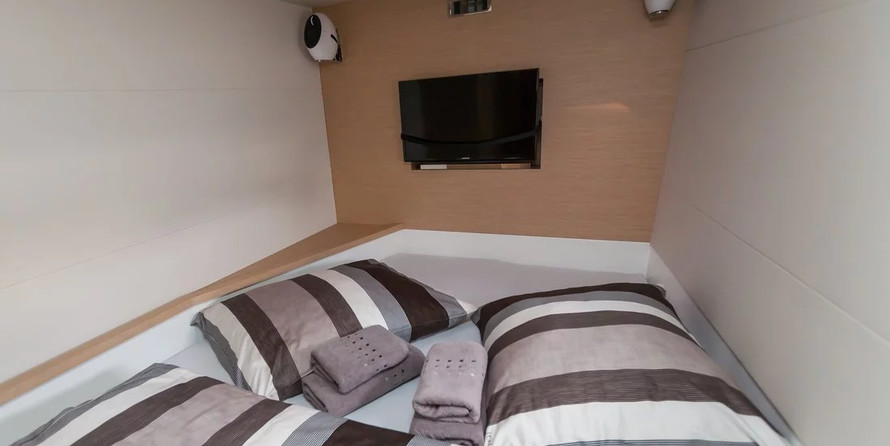 Fountaine Pajot MY 44