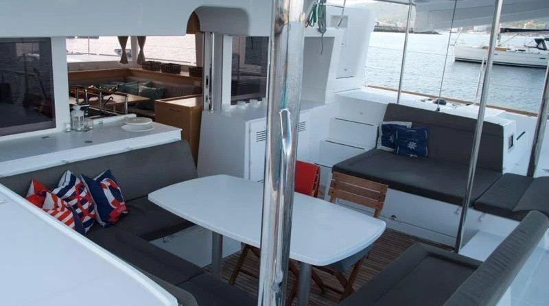 Lagoon 450 Flybridge