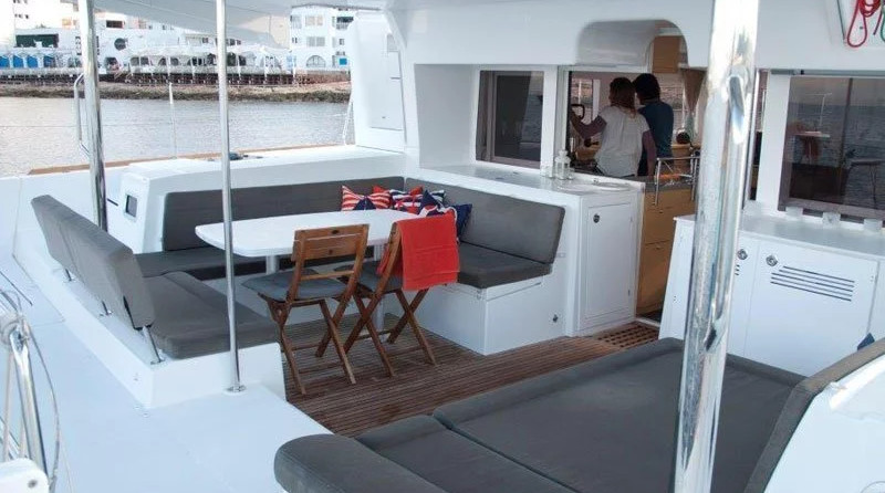 Lagoon 450 Flybridge