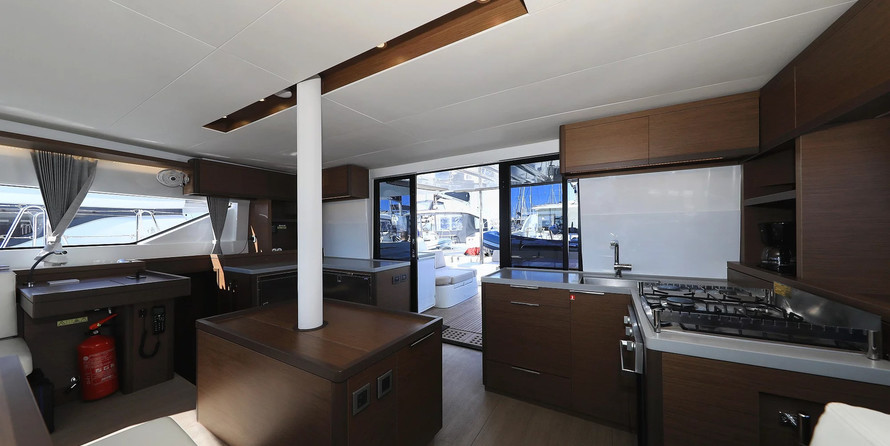 Lagoon 50