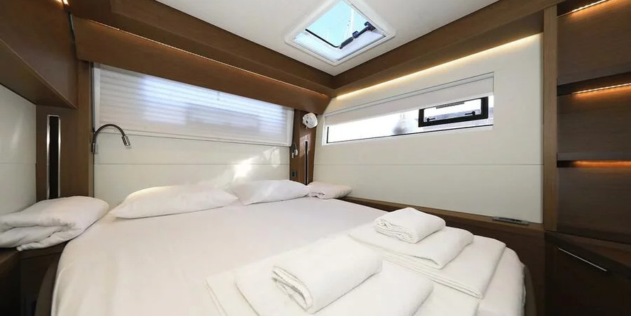 Lagoon 50