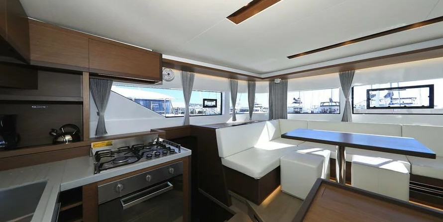 Lagoon 50