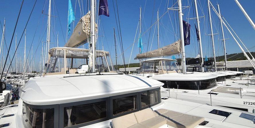 Lagoon 50