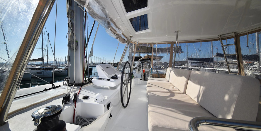 Lagoon 50