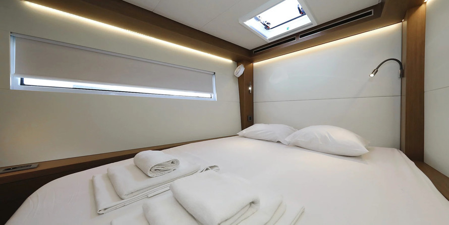 Lagoon 50