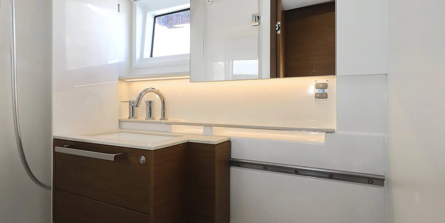 Lagoon 50