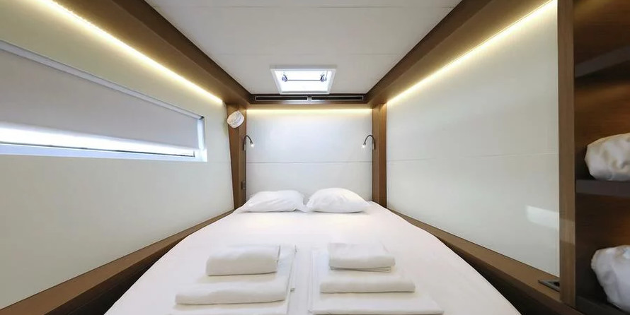 Lagoon 50
