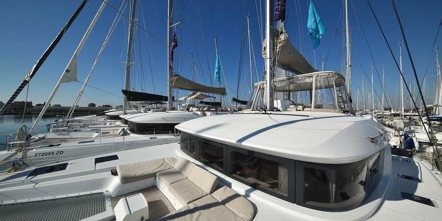 Lagoon 50