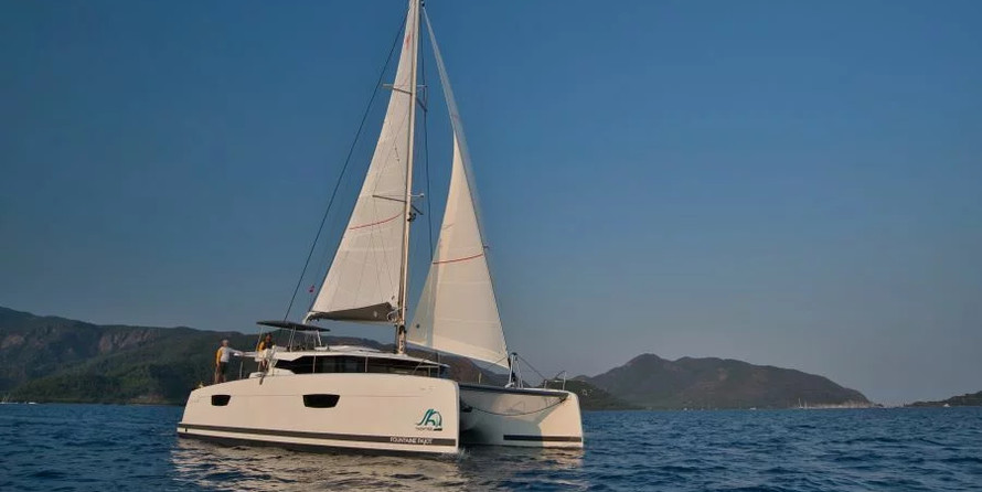 Fountaine Pajot Saona 47