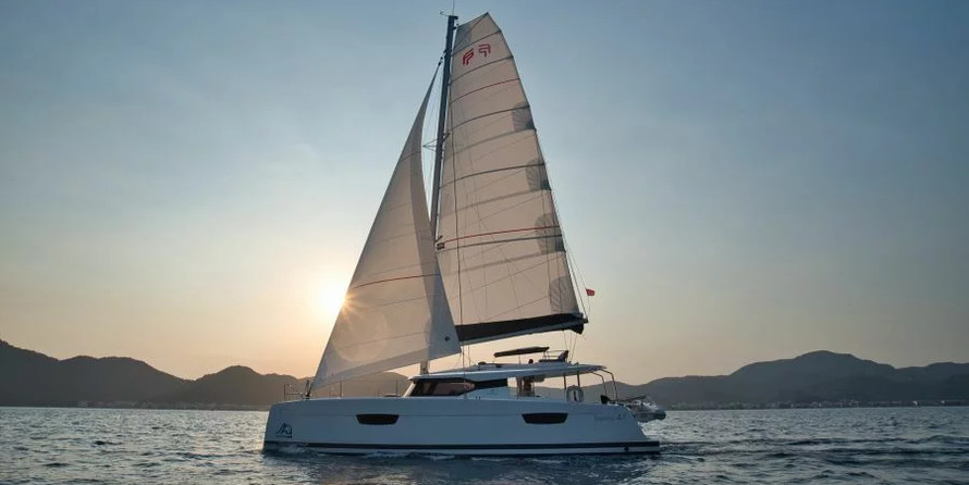 Fountaine Pajot Saona 47