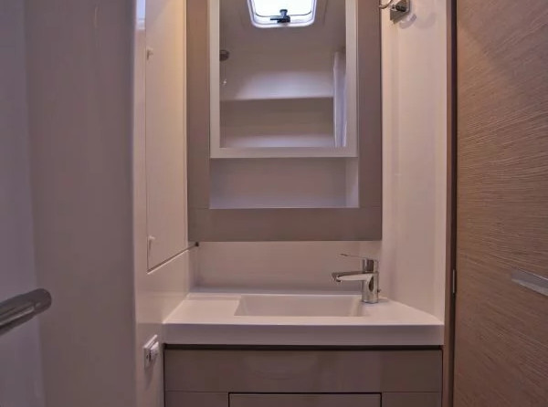 Fountaine Pajot Saona 47