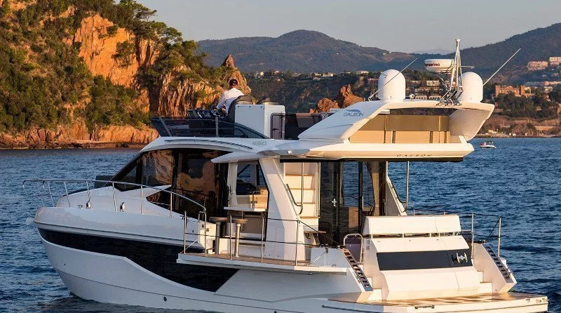 Galeon 460 Fly
