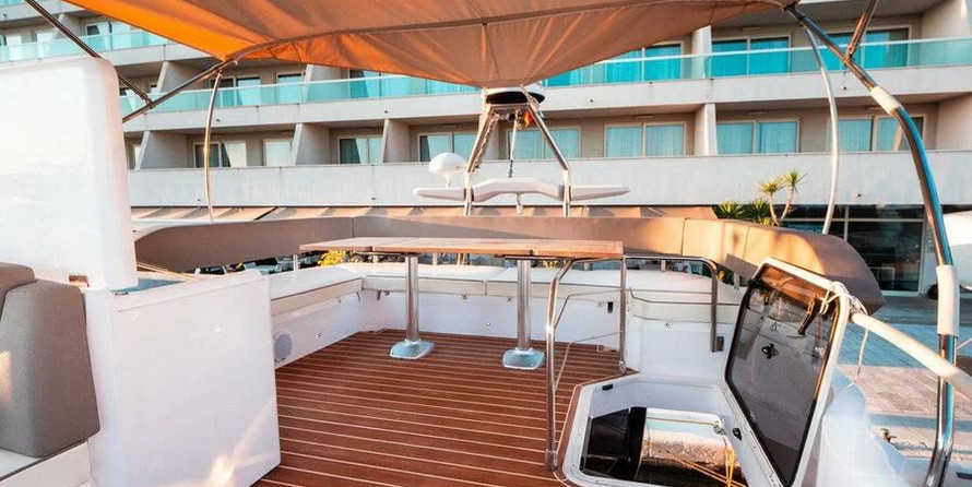 Sessa Fly 47