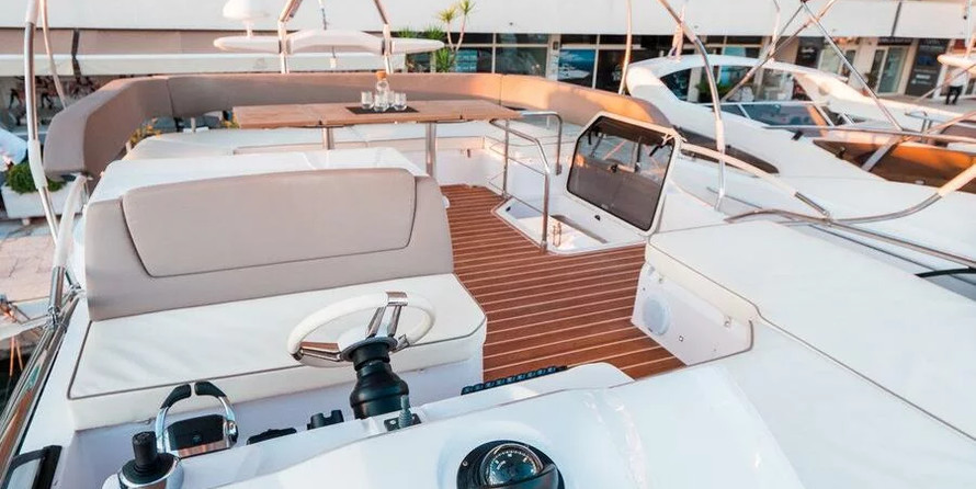 Sessa Fly 47