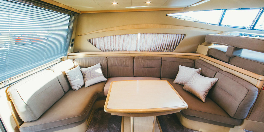 Ferretti 460