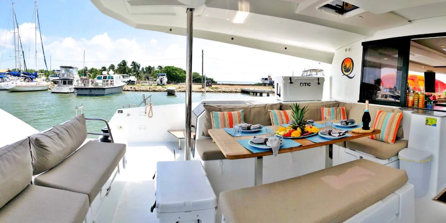 Fountaine Pajot Saona 47
