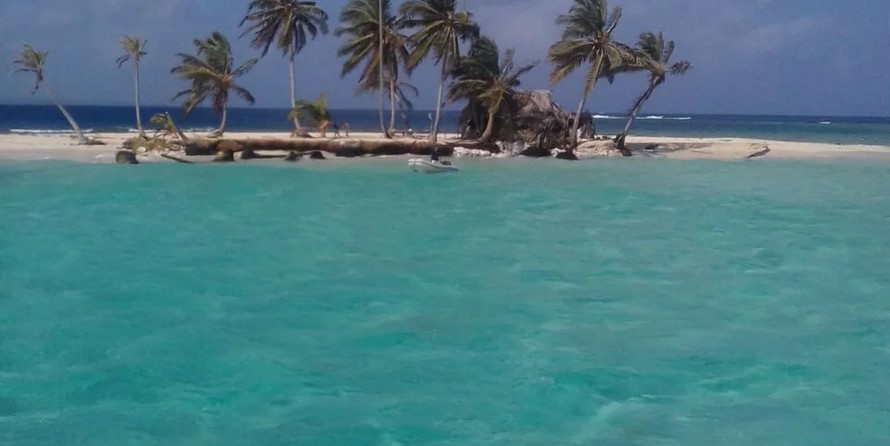 Bahia 46 - 3 + 1 cab.