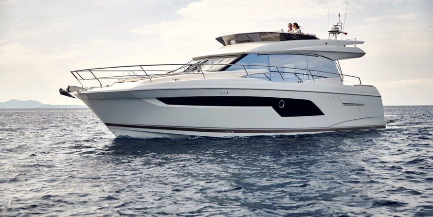 Prestige 520 Flybridge