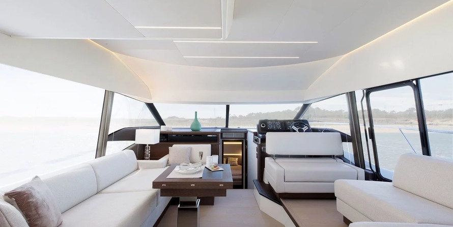 Prestige 520 Flybridge