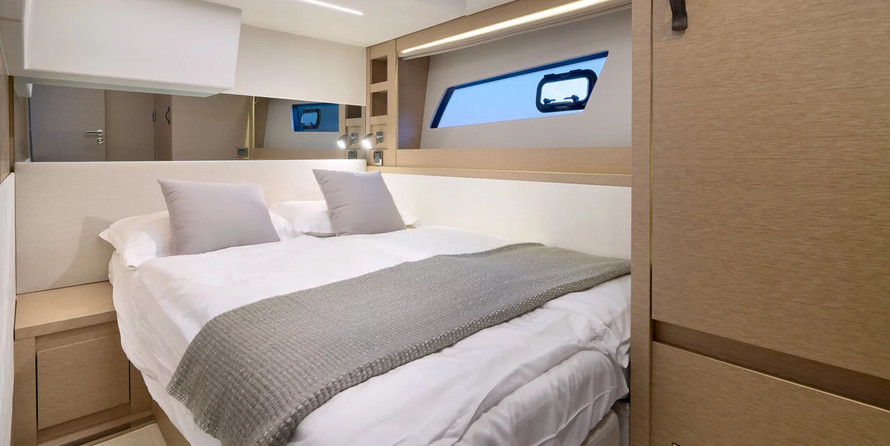 Prestige 520 Flybridge