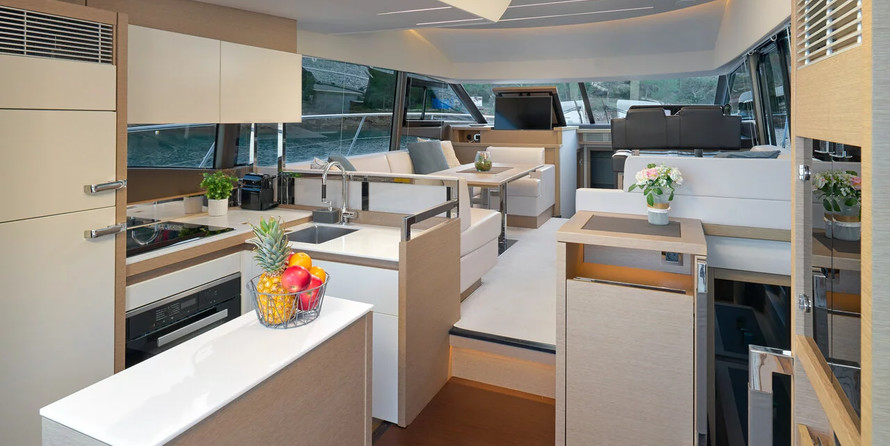 Prestige 520 Flybridge