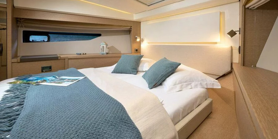 Prestige 520 Flybridge