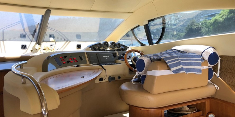 Azimut 50