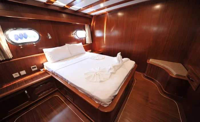 Azimut 78 (1995-2014)