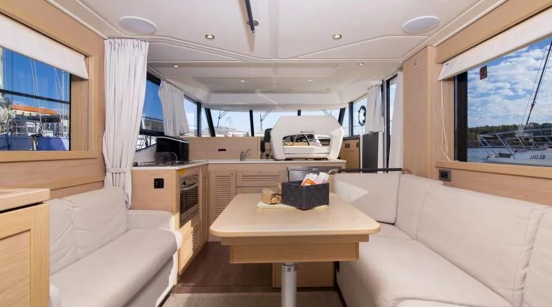 Beneteau Swift Trawler 47