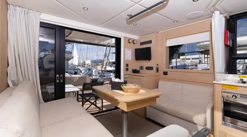 Beneteau Swift Trawler 47