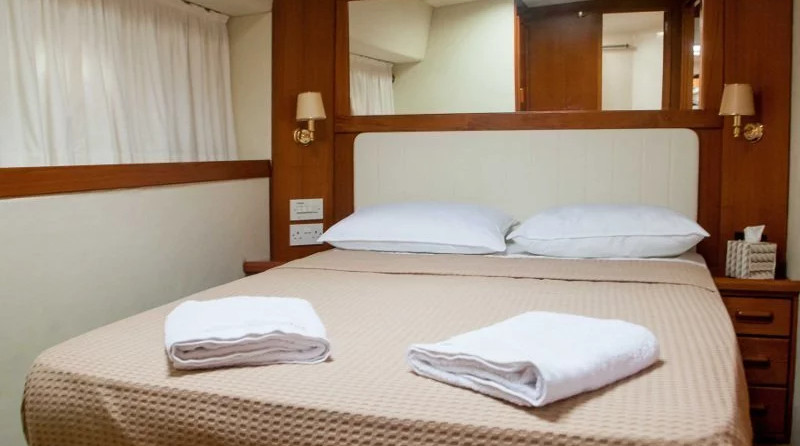 Riviera 48 Offshore Express