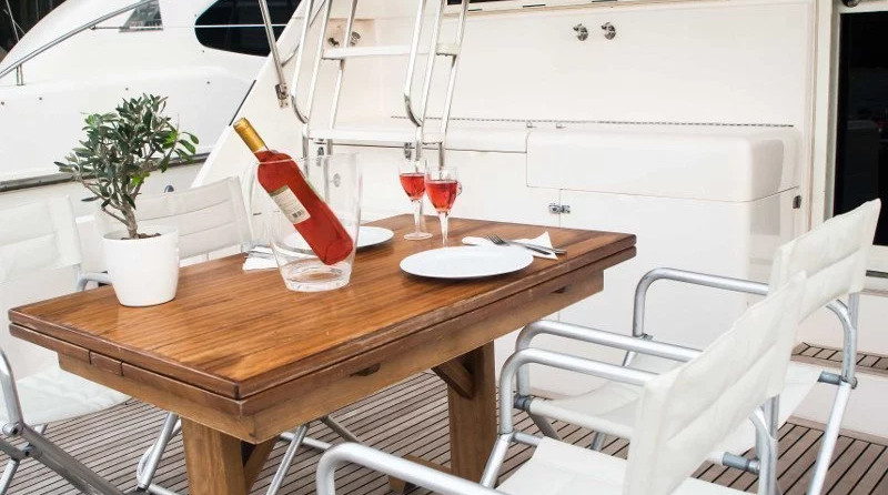 Riviera 48 Offshore Express