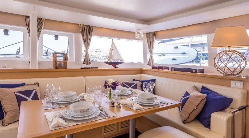 Lagoon 450