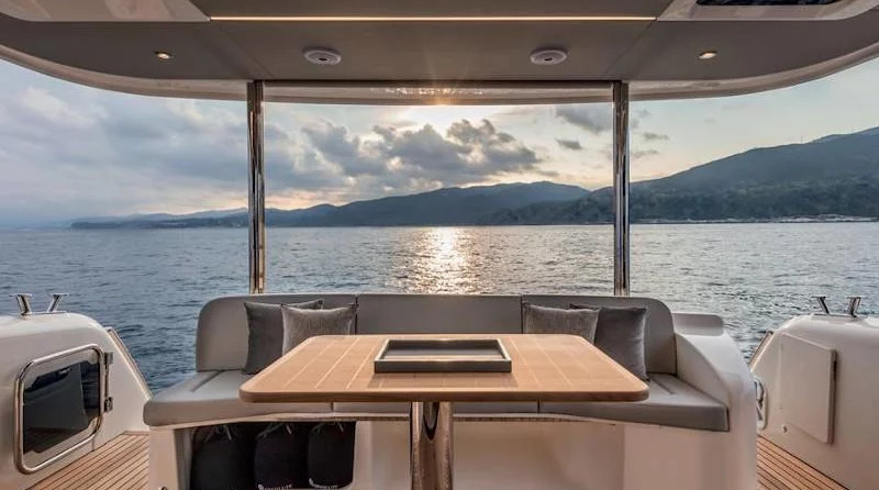 Absolute Navetta 48