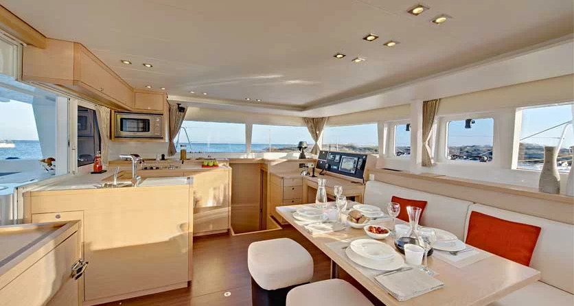 Lagoon 450