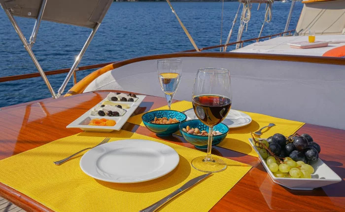 Princess V50 (1998-2005)