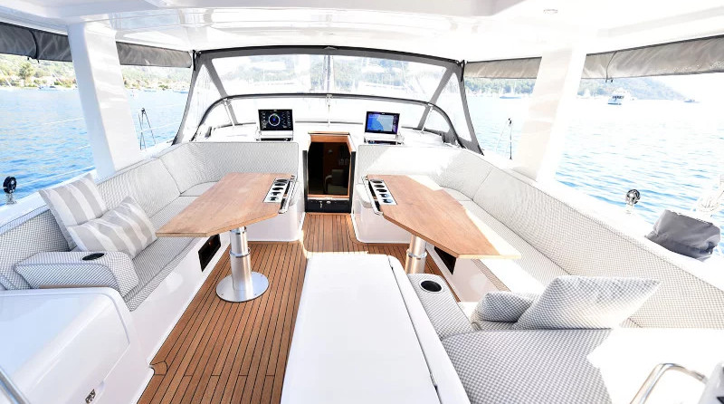 Hanse 675