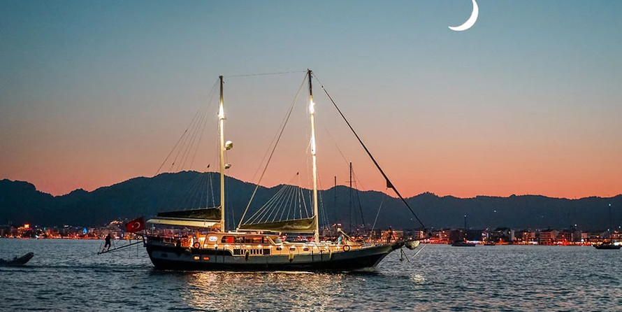 Motor sailor mauritius 43