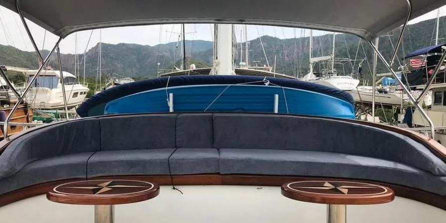 Motor sailor mauritius 43