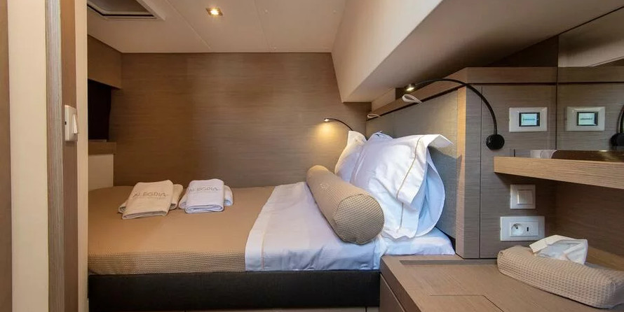 Fountaine Pajot Saona 47