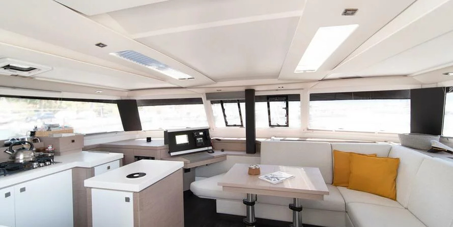 Fountaine Pajot Saona 47