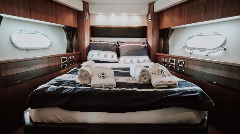 Sunseeker Predator 64