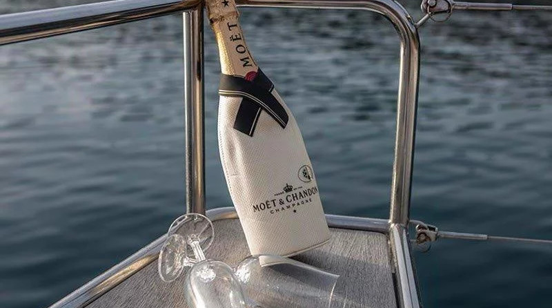 Lagoon 500
