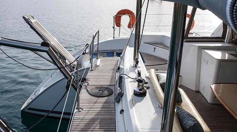 Lagoon 500